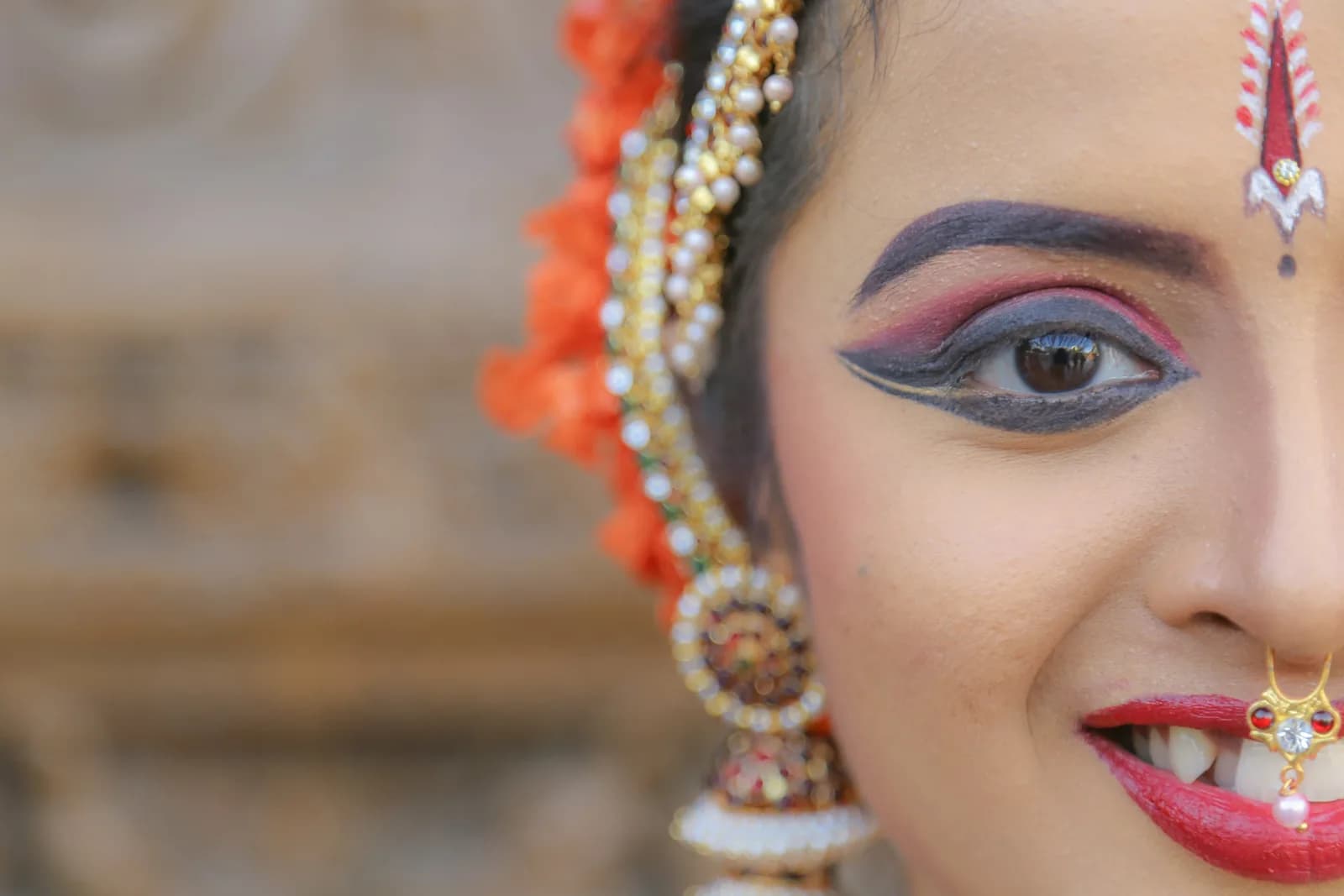 The Final Touch: How Dance Makeup Prepares You for the Stage