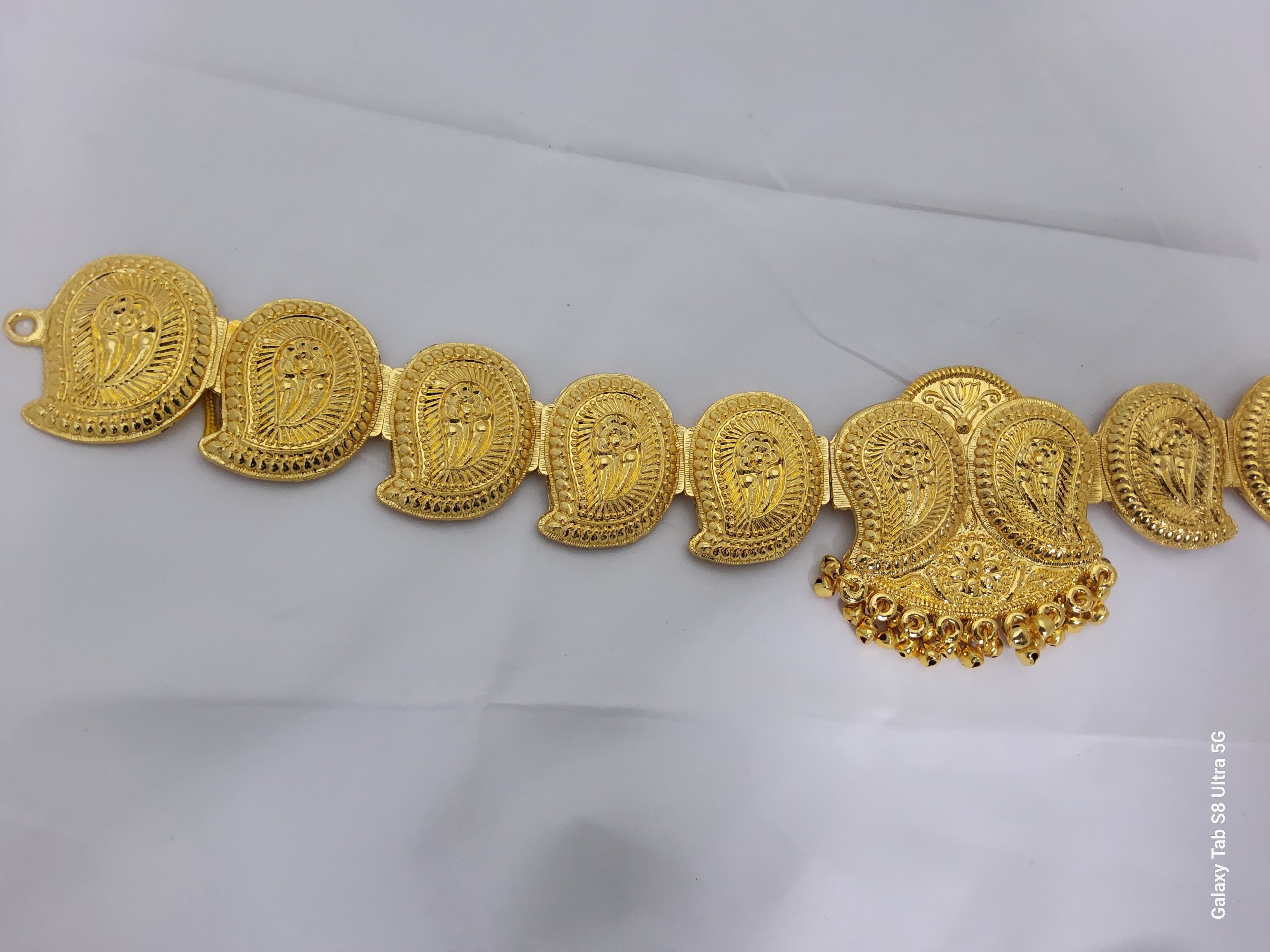 Bharatanatyam Mango Belt. Imitation jewellery with pearl detail. Durable dance wear.