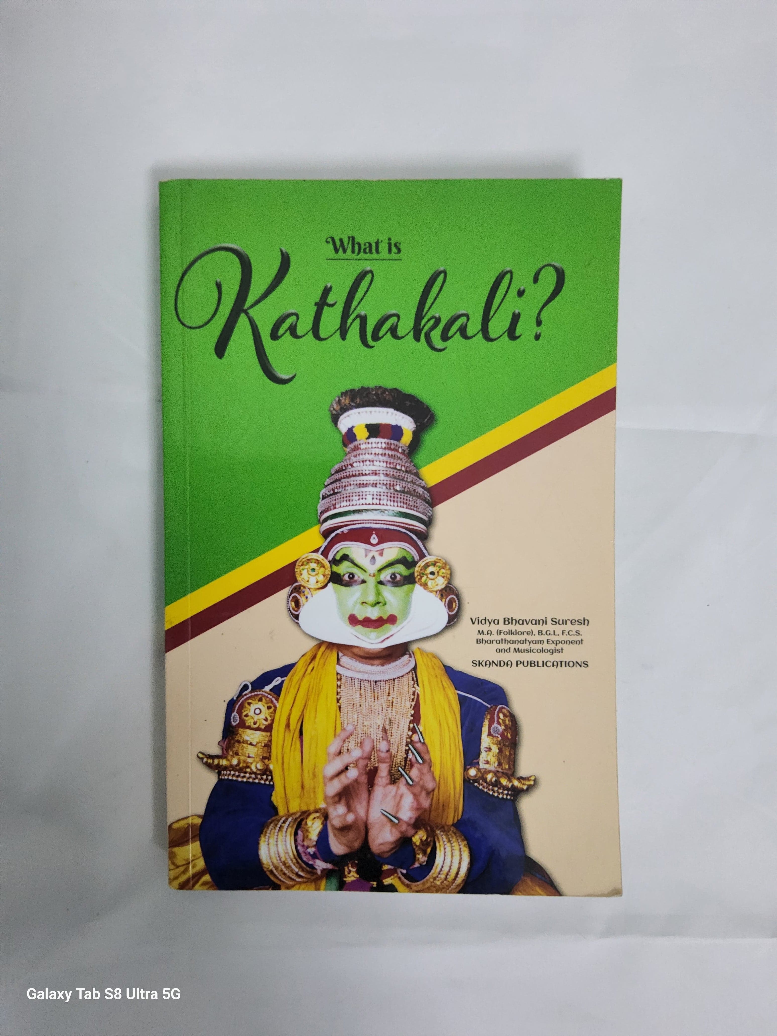 Kathakali Dance Book - What is Kathakali - shanthitailors