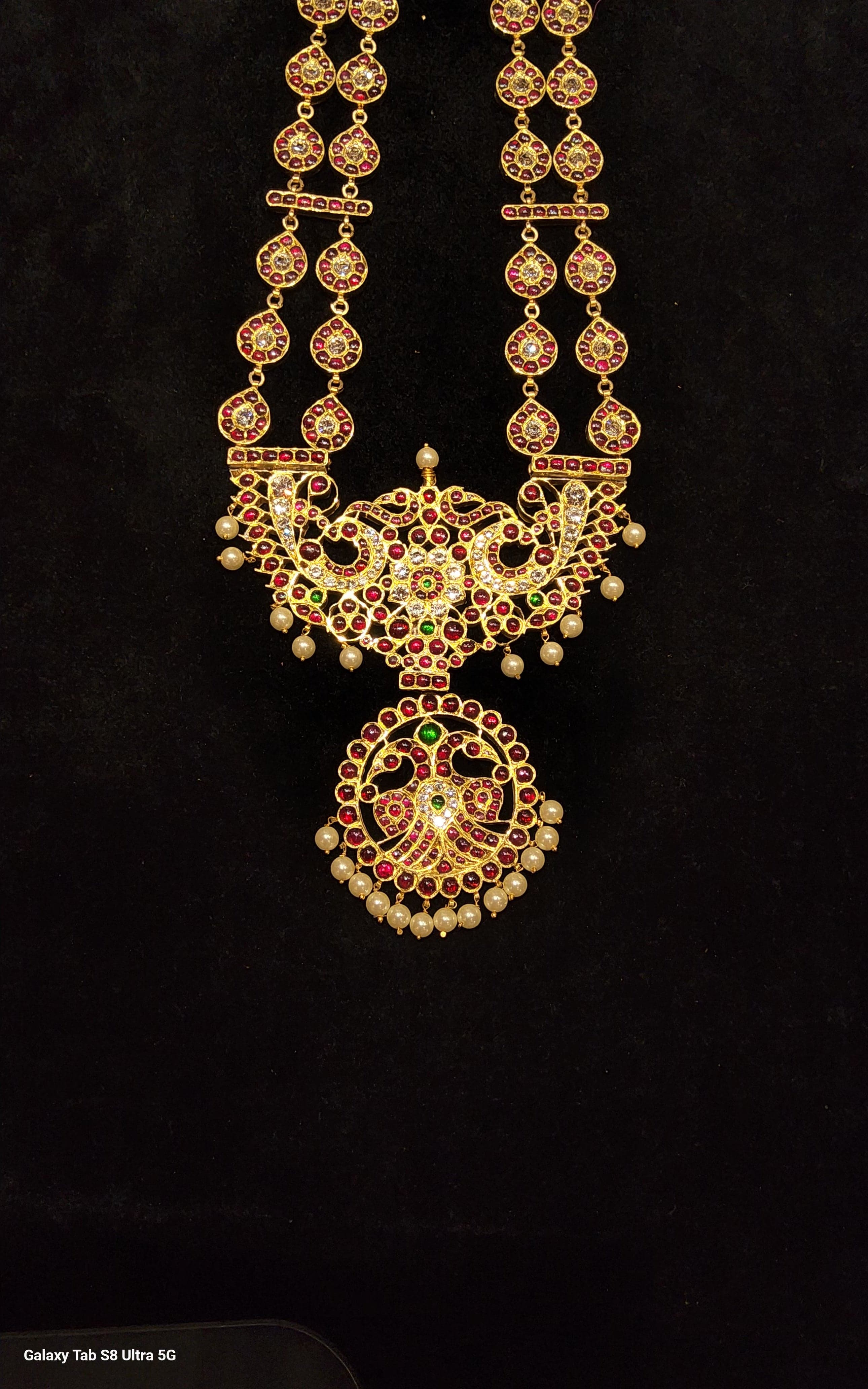 Kovi Mahari Malai original temple jewellery. Full view of handmade necklace.