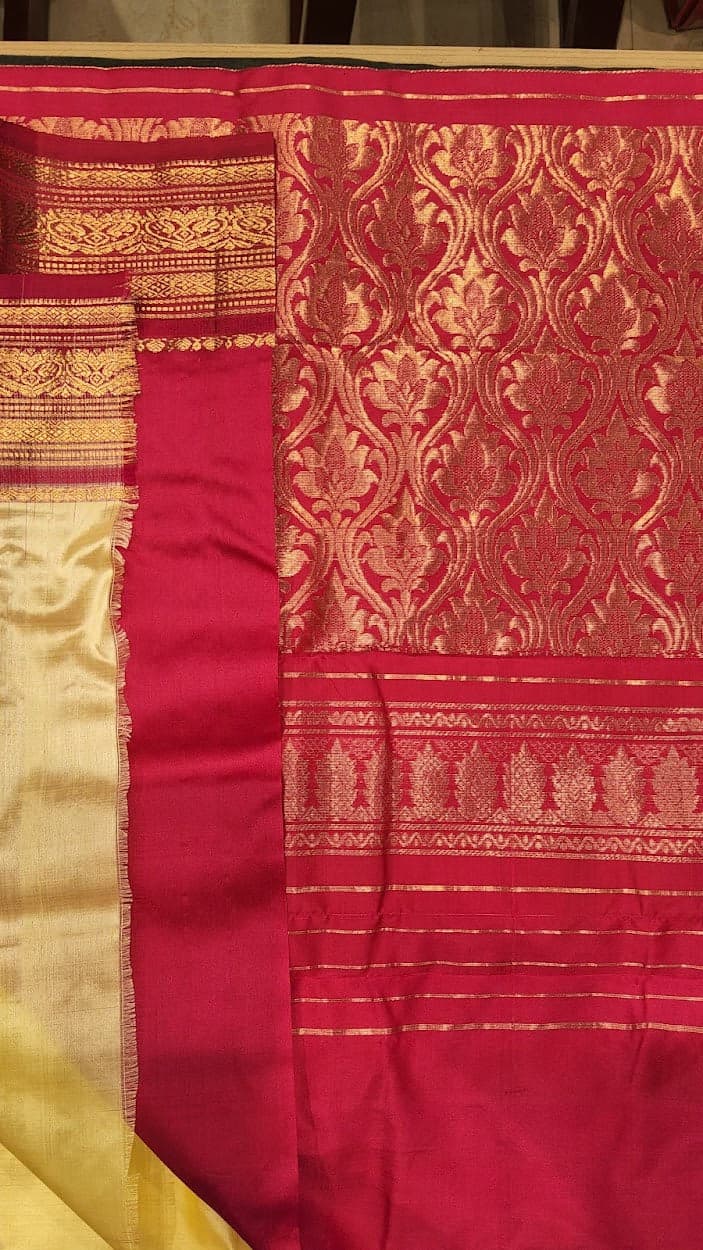 Dharmavaram Silk Saree for Bharatanatyam Arangetram. Handloom weave, magenta border detail.