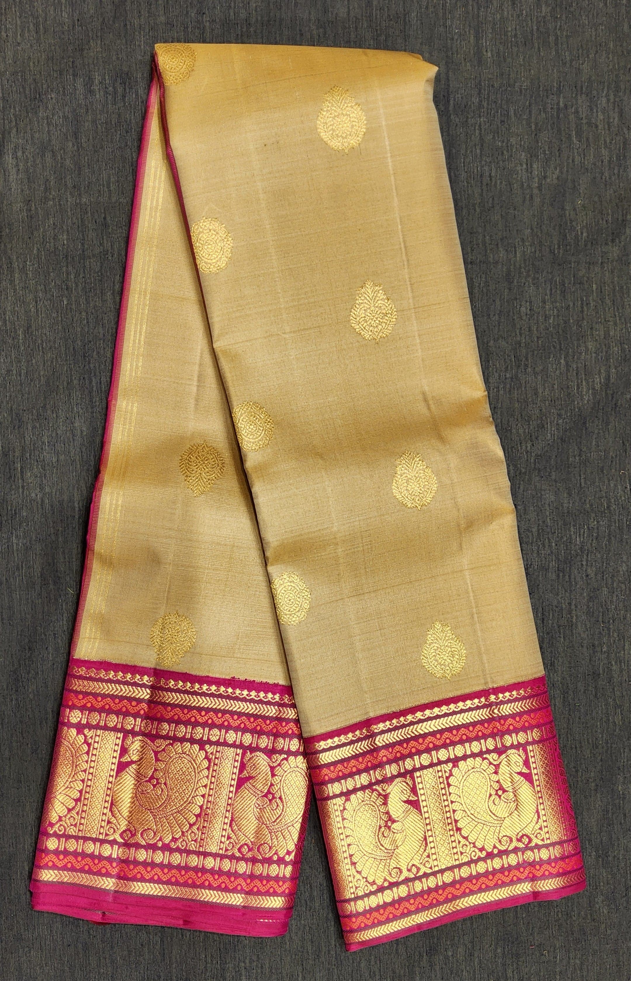 Arangetram Kanchipuram saree close up: Mehandi green authentic silk with intricate pink border, gold zari detail