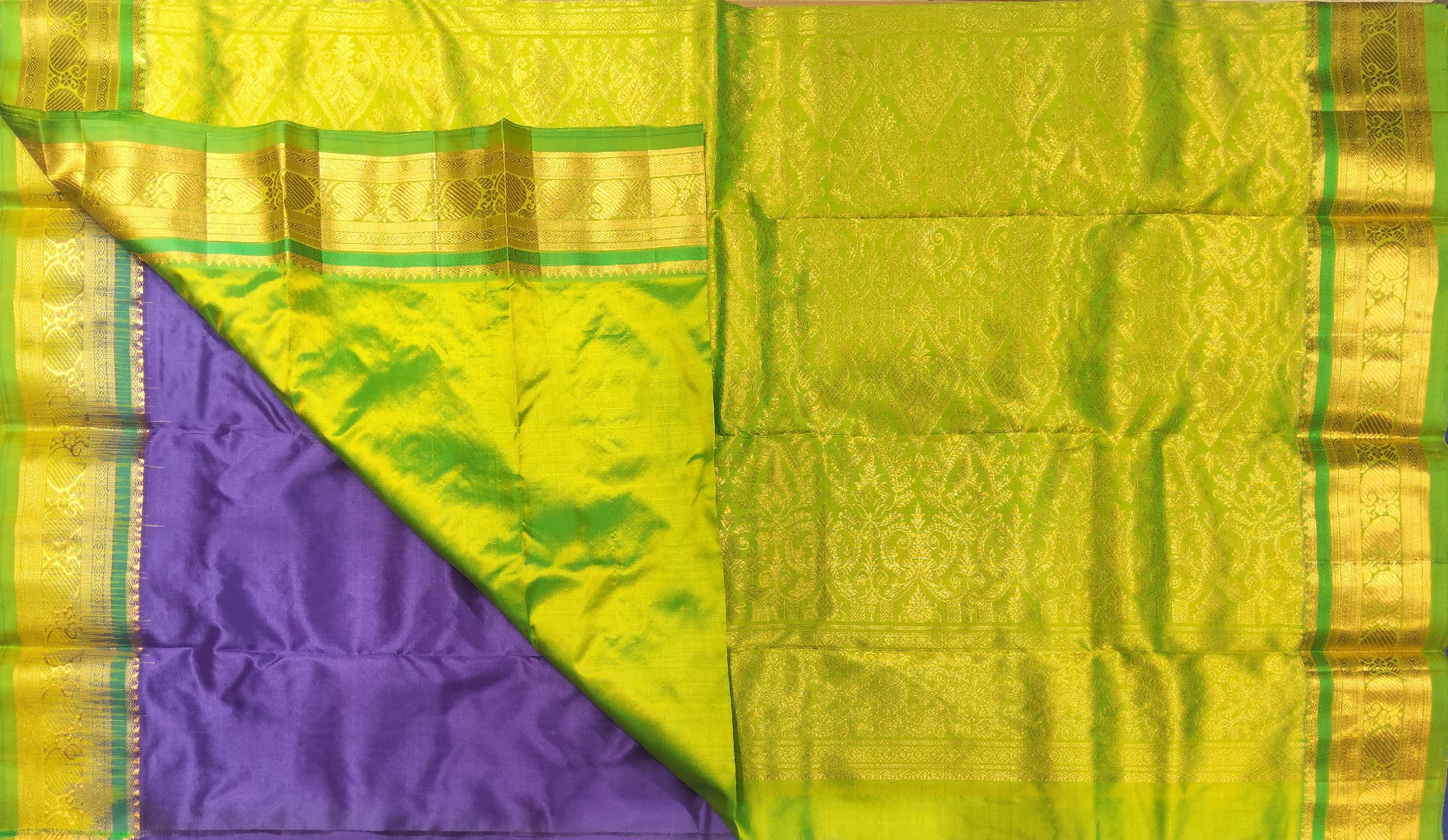 Dharmavaram sarees: Purple authentic silk saree with zari mango motifs. Ideal bharatanatyam practice saree.