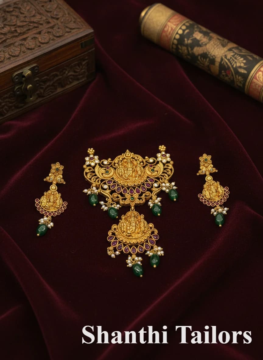 Pendant with Earrings