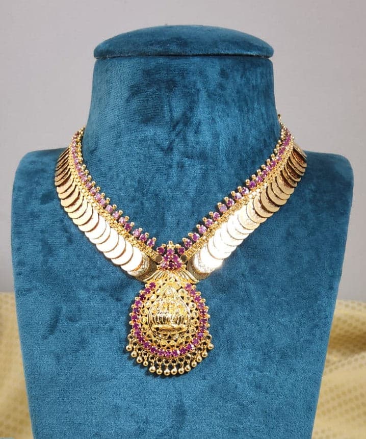 Kasumala New Collections: Haram Model necklace, close-up view of intricate detailing.
