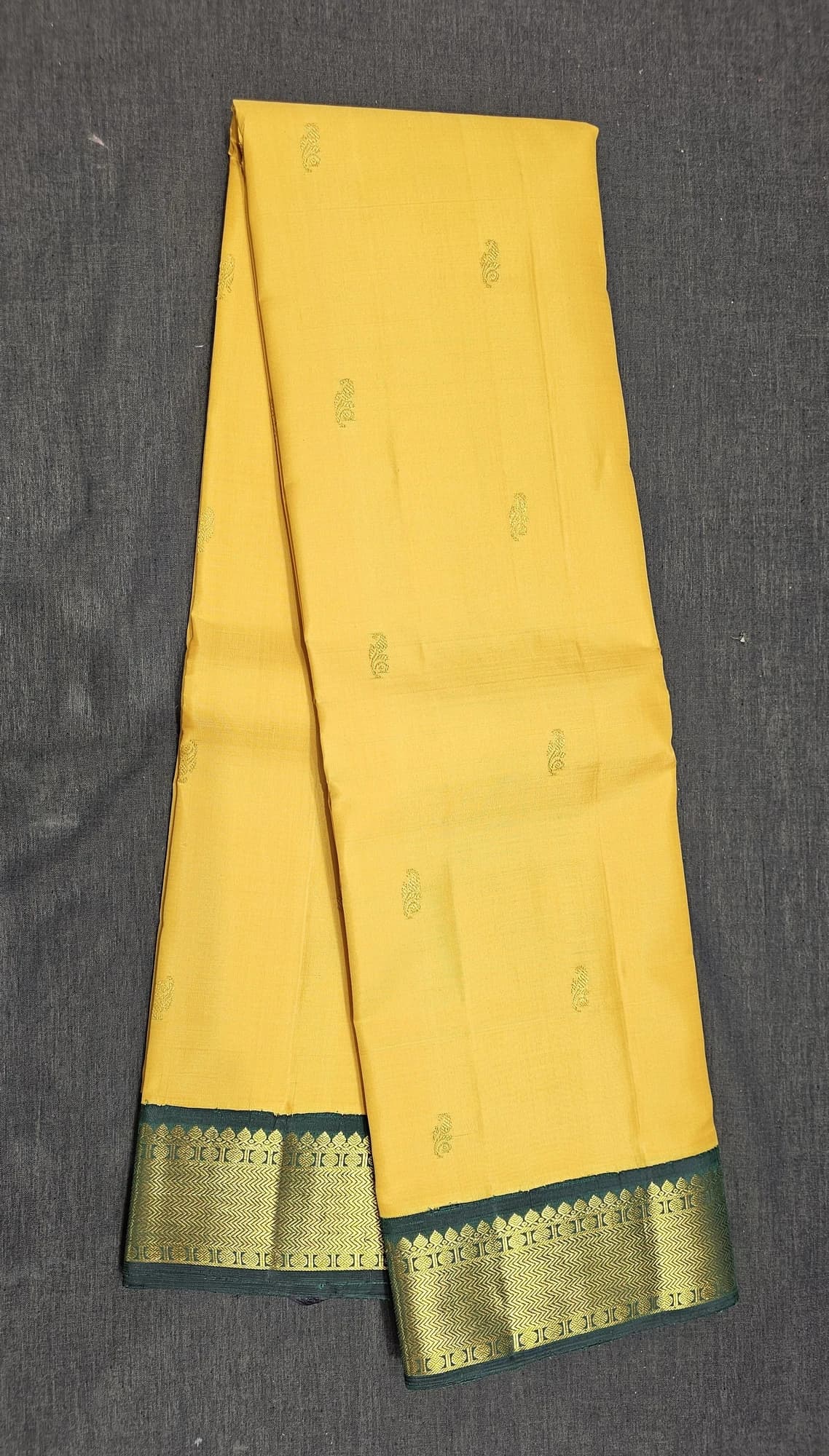 Yellow w Green | Kanchipuram Silk Saree | SBS43
