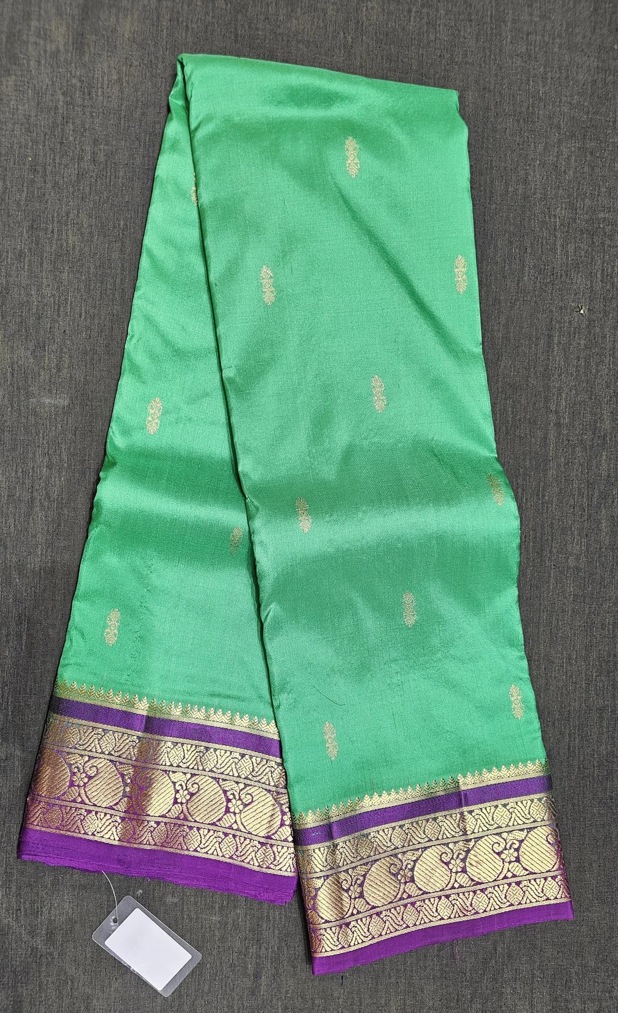Green w Vadamalli |  Dharmavaram Silk Saree