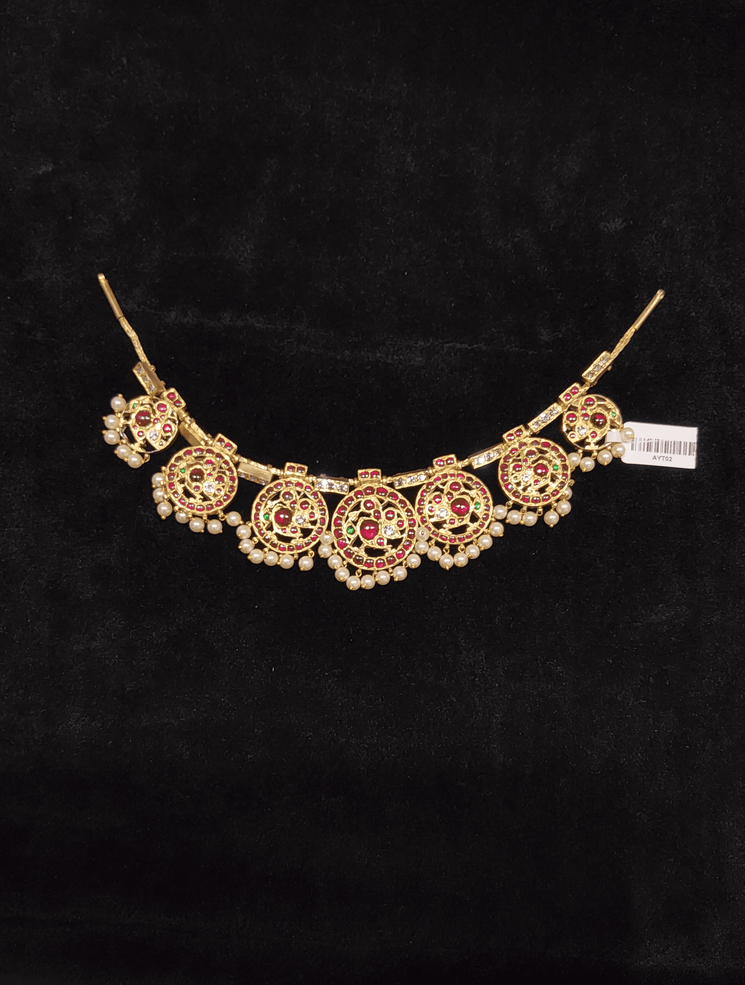 Annam Necklace Detail: silver base gold leaf temple jewellery, kemp stone Bharatanatyam necklace close-up