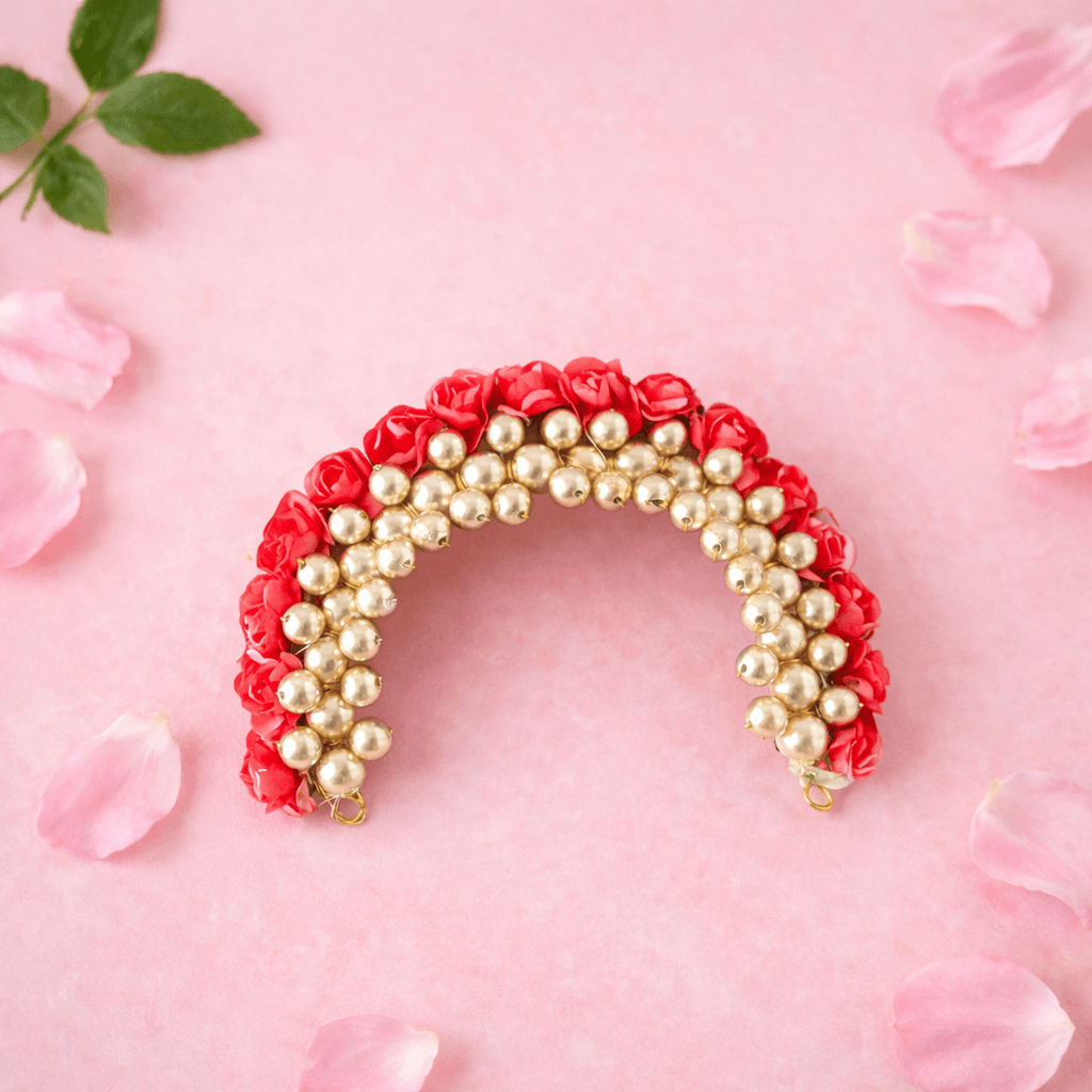 Fuchsia rose pearl veni for Bharatanatyam jewellery, wedding hair accessory close-up.