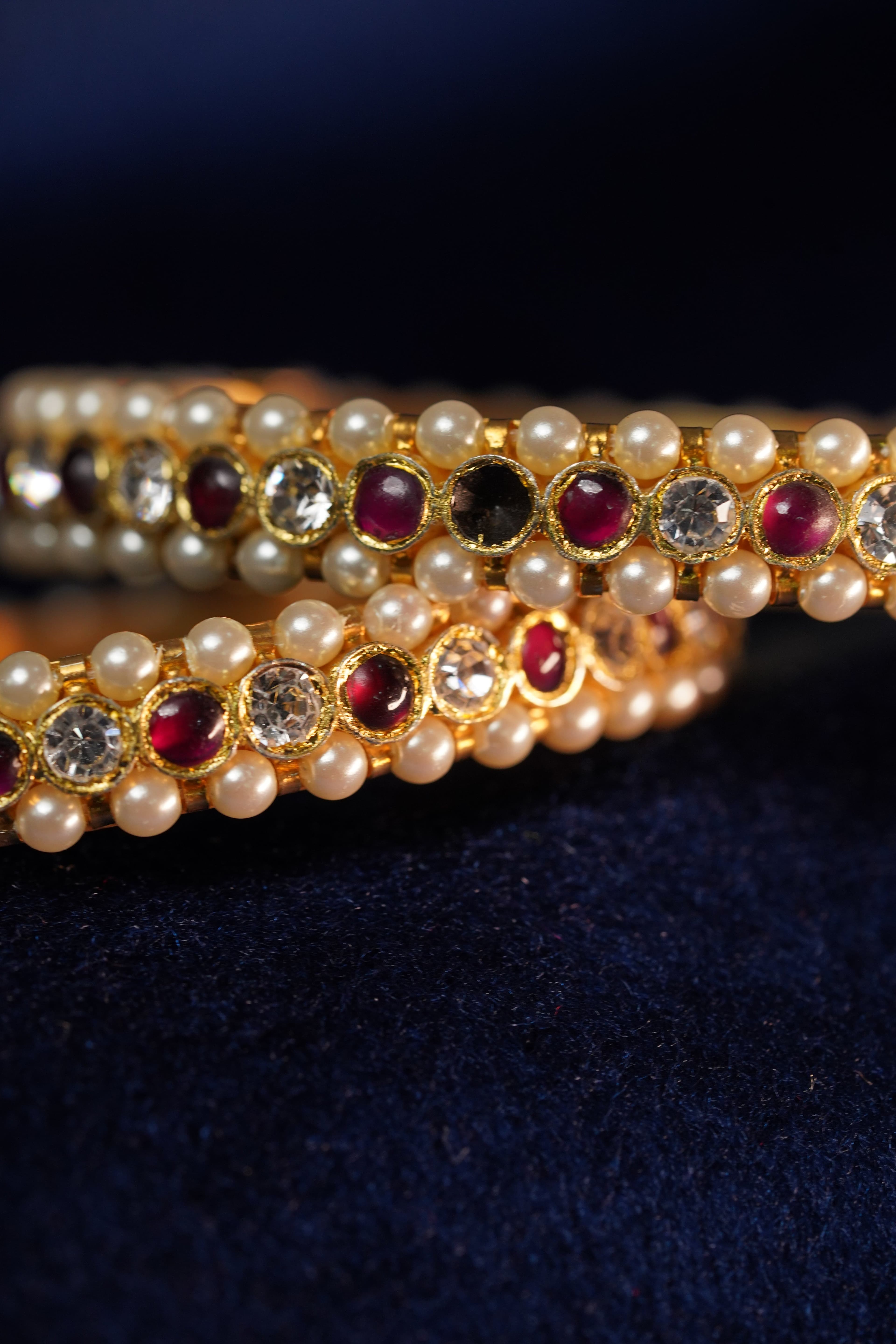 Elegant Pearls Bangle Open, screw closure. Traditional pearl bracelet.