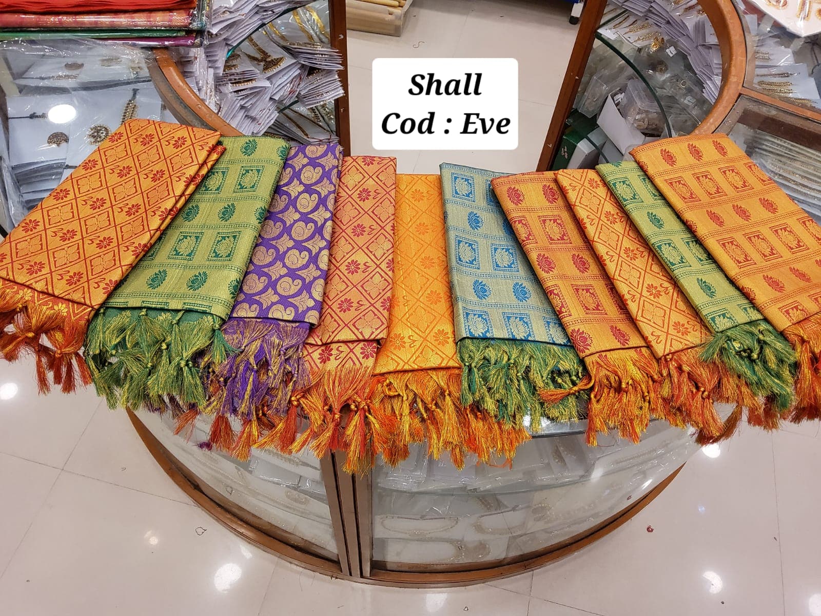 Elegant Ponnadai Shawl for Arangetram events, Shanthi Tailors Mylapore.