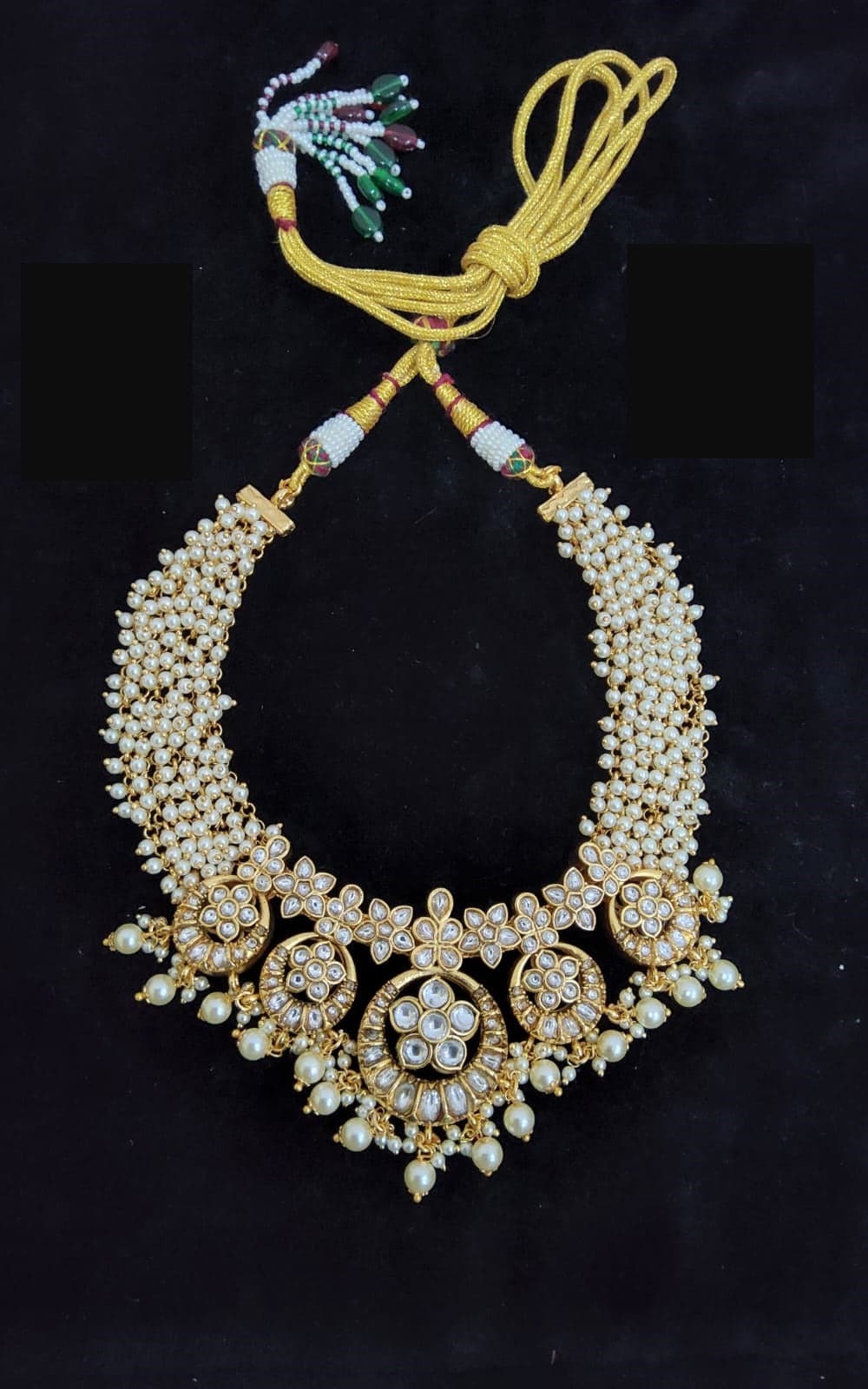 Close-up of Antique Pearl Set K982, copper jewellery set, oxidized finish, flower design