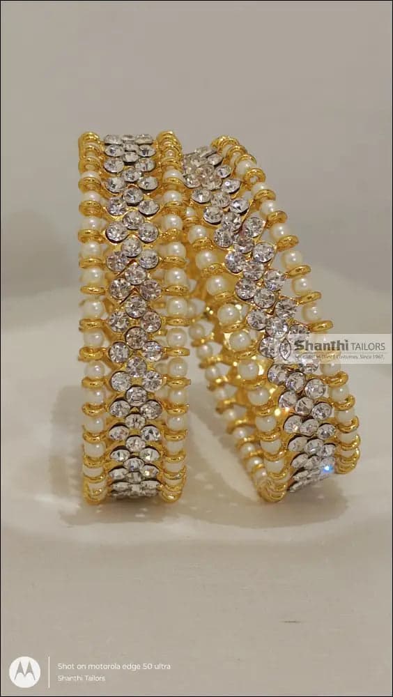 BANGLES | IMMITATION JEWELLERY FULL WHITE Bangles