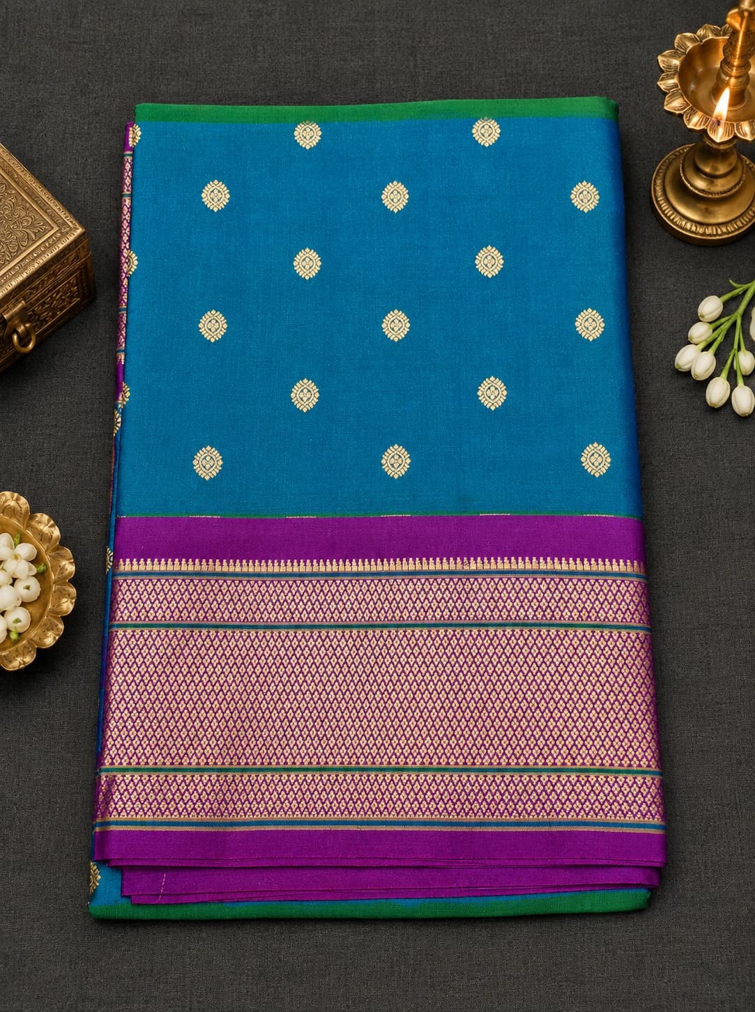 STJC31 Double Shaded Vadamalli Paithani saree: teal body, purple border, golden buttis & zari pallu.