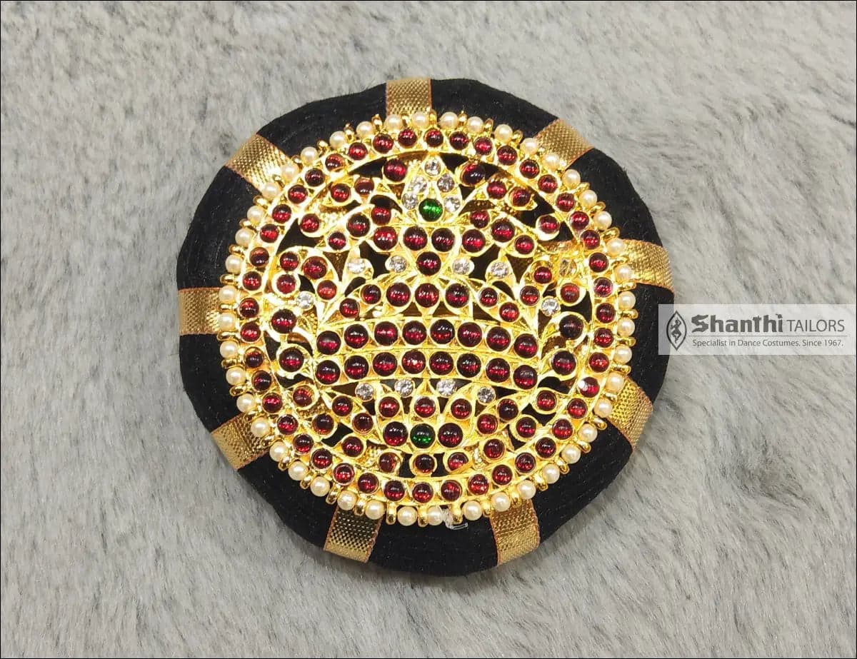 Rockodi Clip for Dance Bun: Lotus flower design, perfect for Bharatanatyam hair. Arangetram essential.
