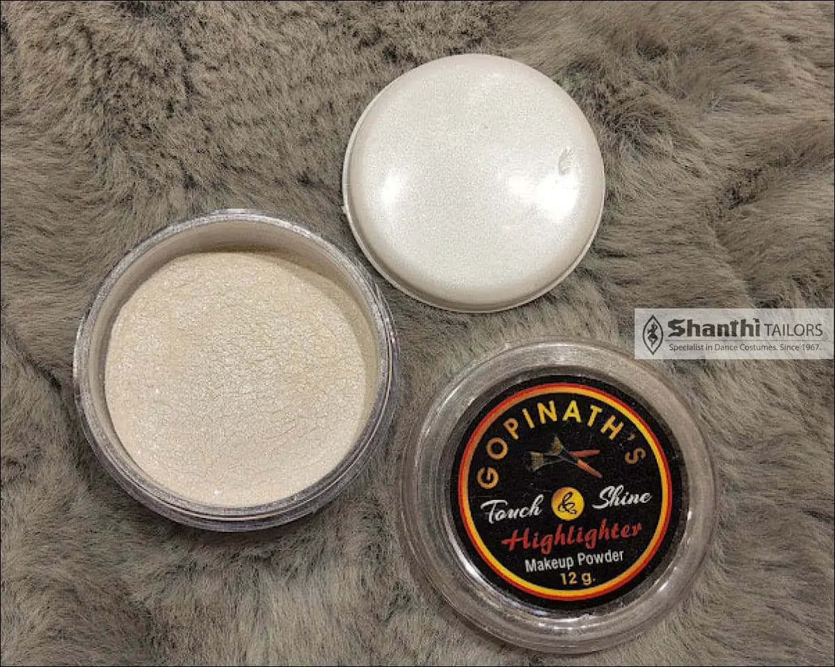 Powder Highlighter | Gopinath White makeup