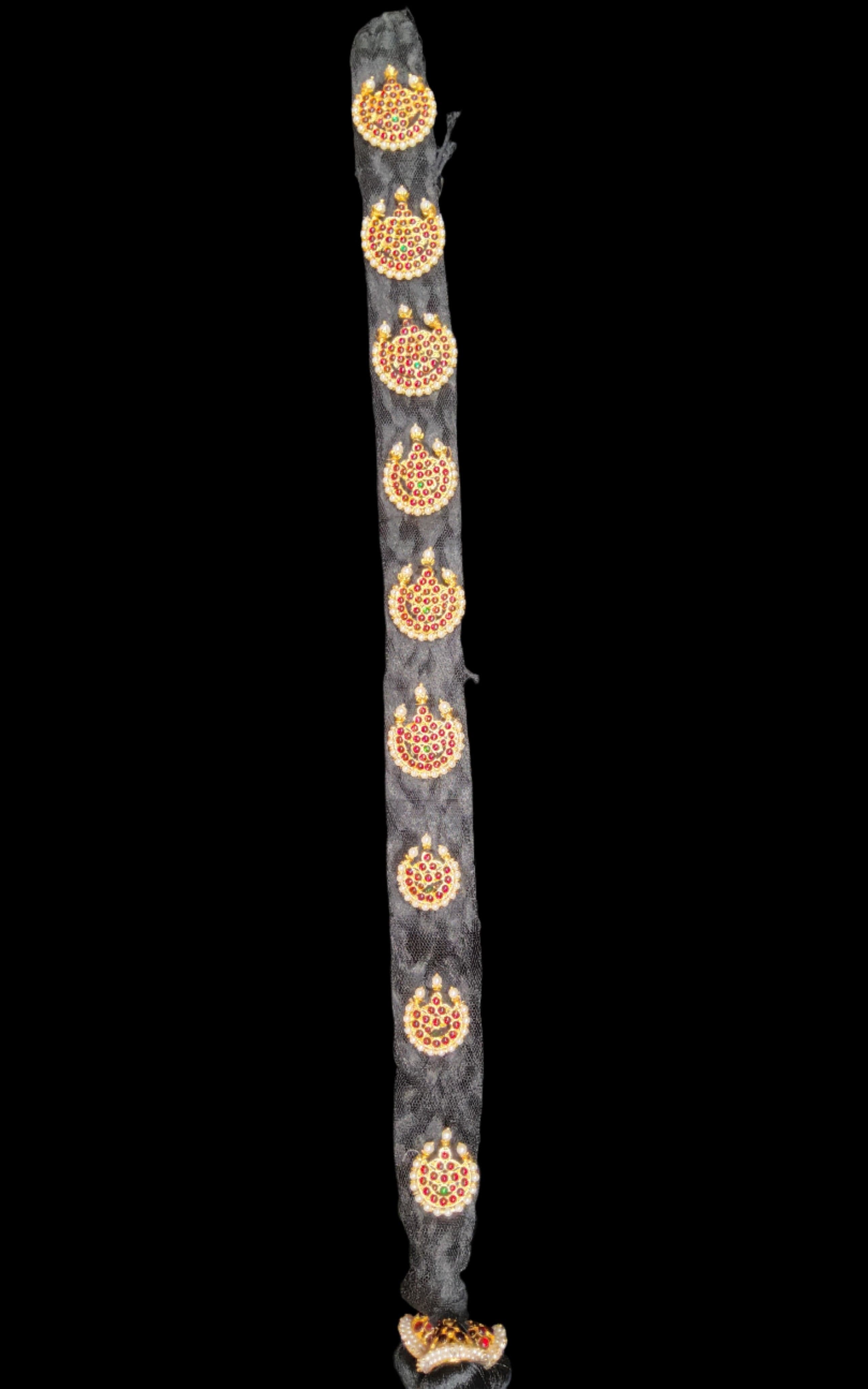 Bharatanatyam Jadai: Full view of the ready-to-wear hair piece.