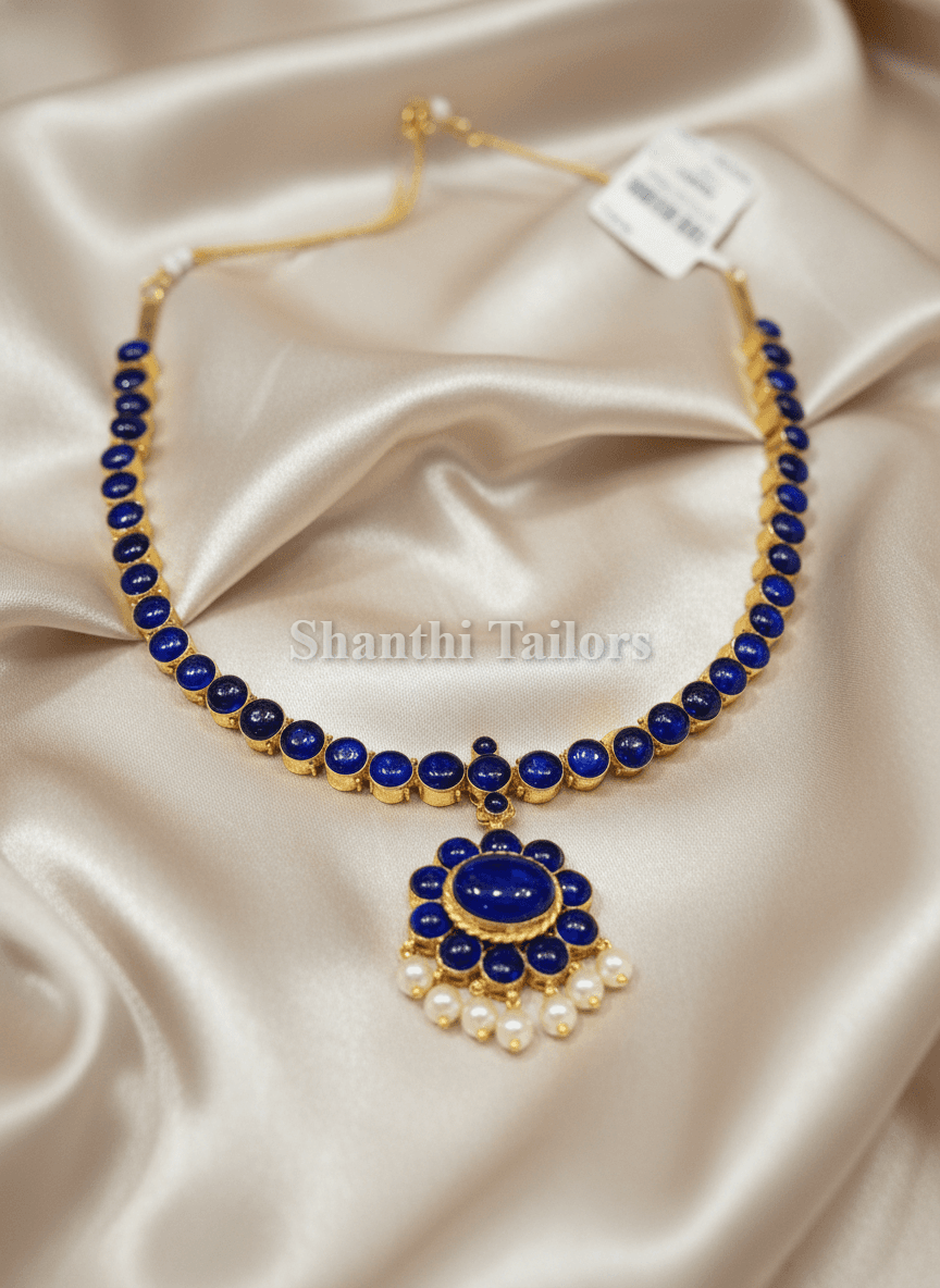 Attigai necklace single stone, silver base gold leaf temple jewellery, kemp stone detail