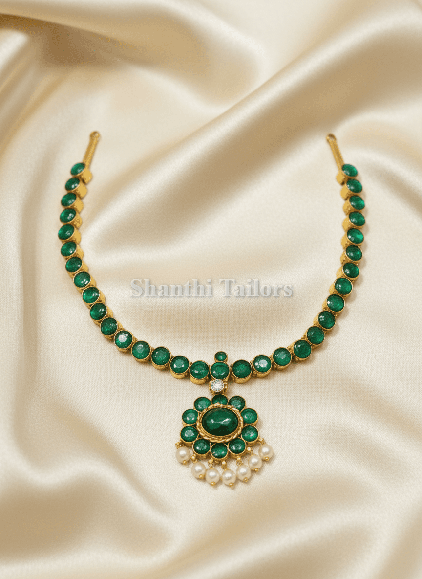 Temple jewellery Attigai necklace, silver base gold leaf, single stone, Bharatanatyam performance