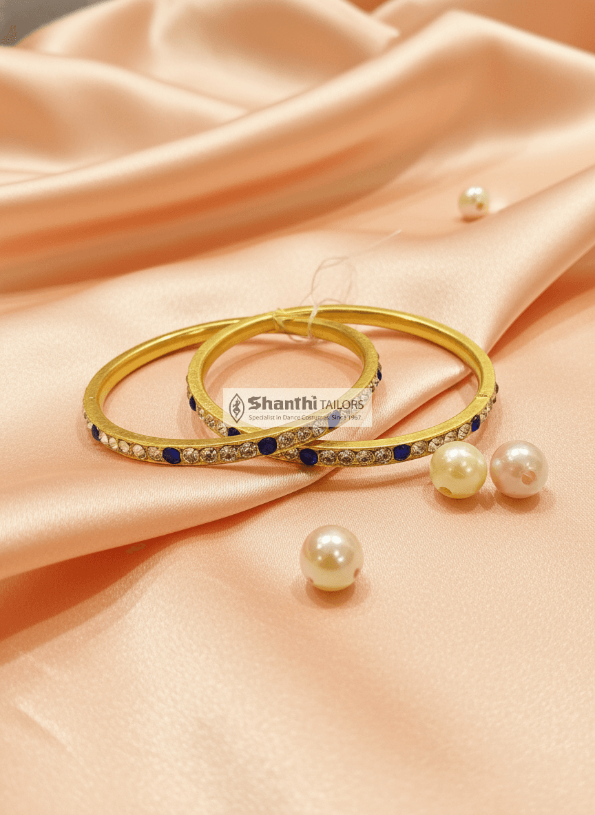 Kedayam Bangle: Temple Jewellery for Kuchipudi dance, gold bangle detail, traditional Indian dance jewelry.
