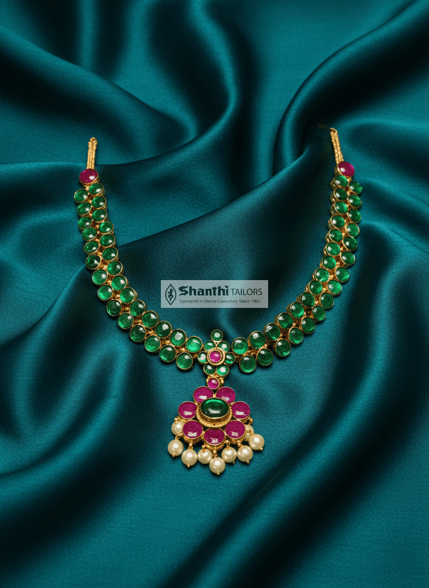 Double Stone Attigai: Temple Jewellery necklace detail showing adjustable thread tie.