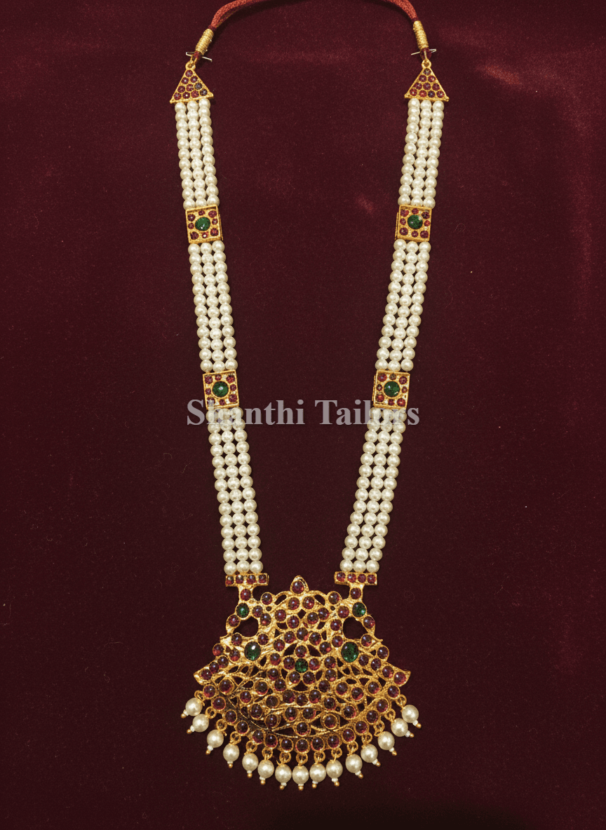 Bharatanatyam jewellery set with Pearl Haram, silver base gold leaf pendant, dance costume accessory.