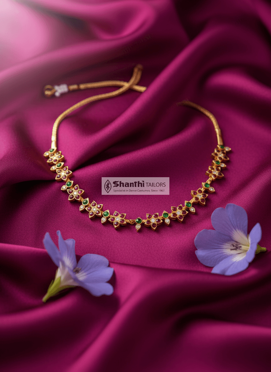 Close-up Star Choker: Handcrafted Temple Jewellery, pure silver with gold leaf, Kuchipudi costume
