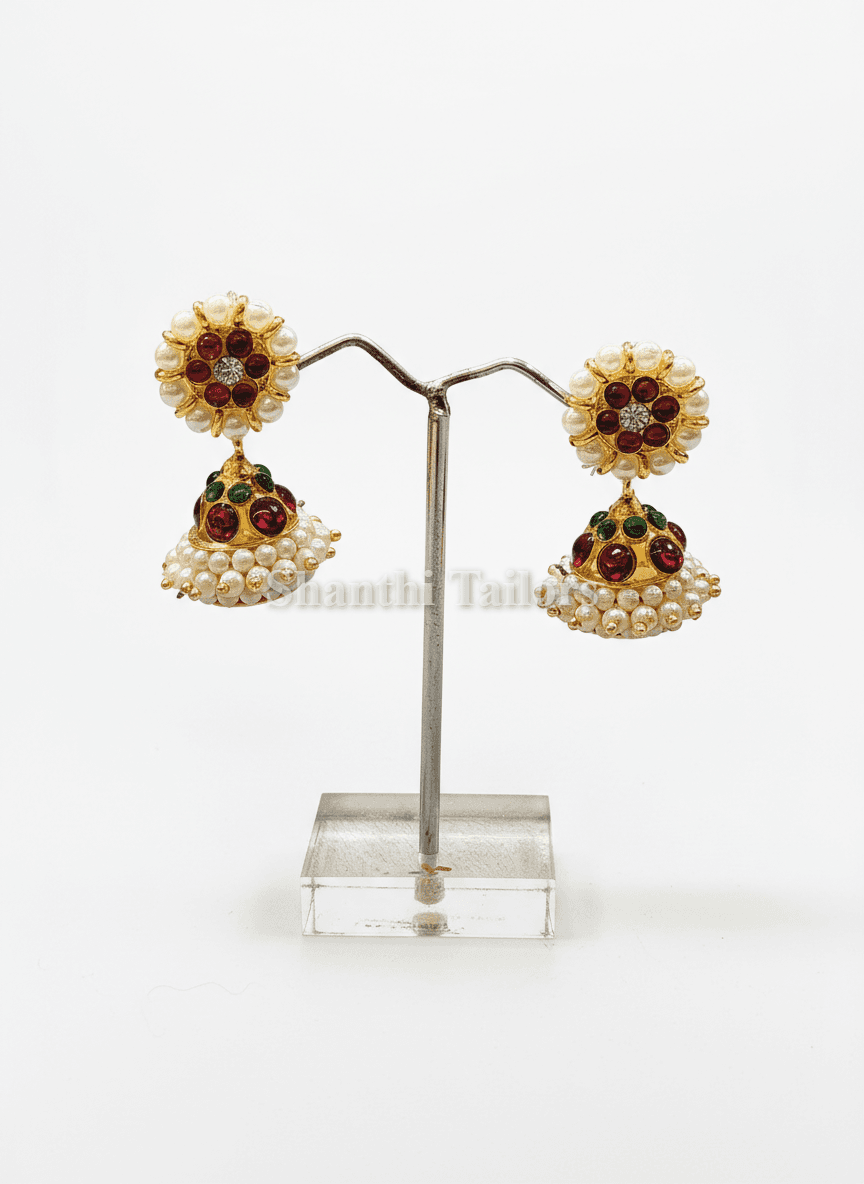 Bharatanatyam jewellery set: Small jummiki earrings, silver base gold leaf temple design.