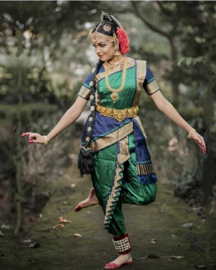 Kuchipudi Dress | Cross Fan Design | Kuchupudi Dance Costume