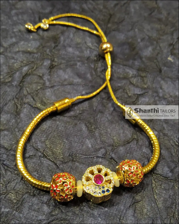 Flower Charm Bracelet BRACELET